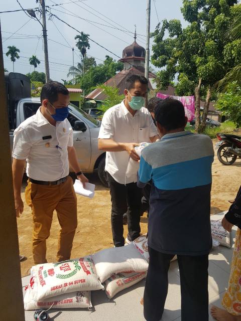 ASN Kabupaten Labuhanbatu Berikan Tali Asih Ke Masyarakat