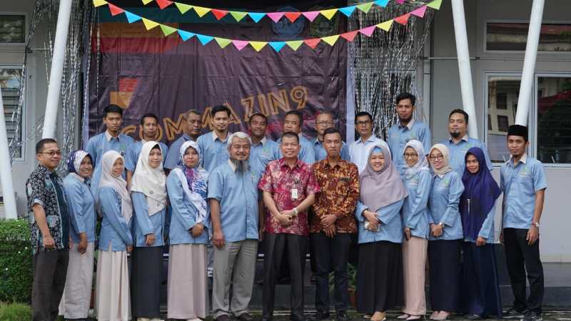 Keren, Milad ke-9 FIKOM UIR Disertai Communication Award