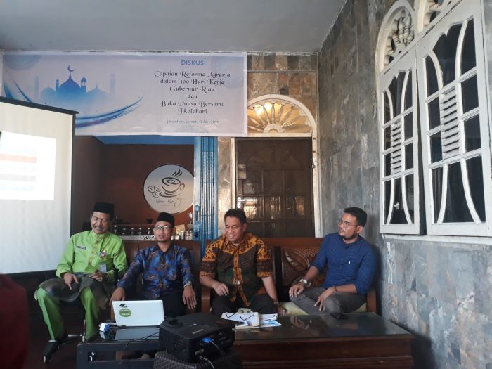 Jikalahari Gelar Diskusi Capaian Reforma Agraria dalam 100 Hari Kerja Gubri