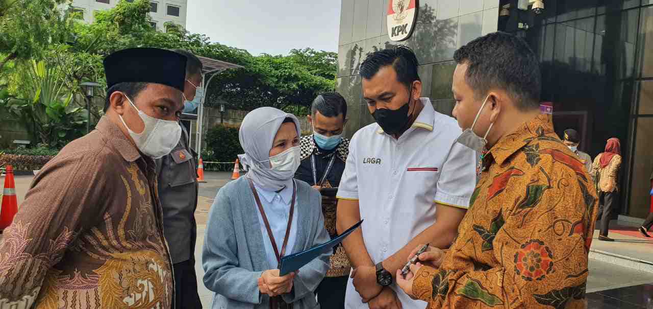 LSM KOPI Anti Korupsi Minta KPK Tangkap Harun Masiku dan Periksa Hasto Kristiyanto