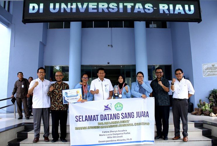 Rektor Sambut Kedatangan Delegasi  Mahasiswa UNRI yang Ikut Perhelatan NUDC