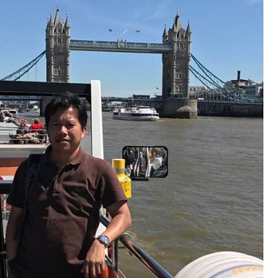 Dosen UIR Raih Best Paper dan Presenter Award di London