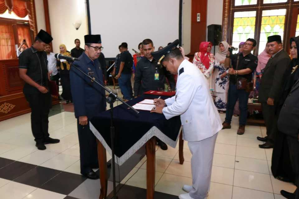 Awal Tahun 2019 Bupati Siak H Syamsuar Mutasi Pejabat di Lingkungan Pemkab Siak