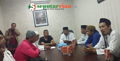 Ribuan Jamaah Kecewa Ustadz Dr.Yahya Waloni Batal Ceramah, Berikut Penjelasan Panpel !