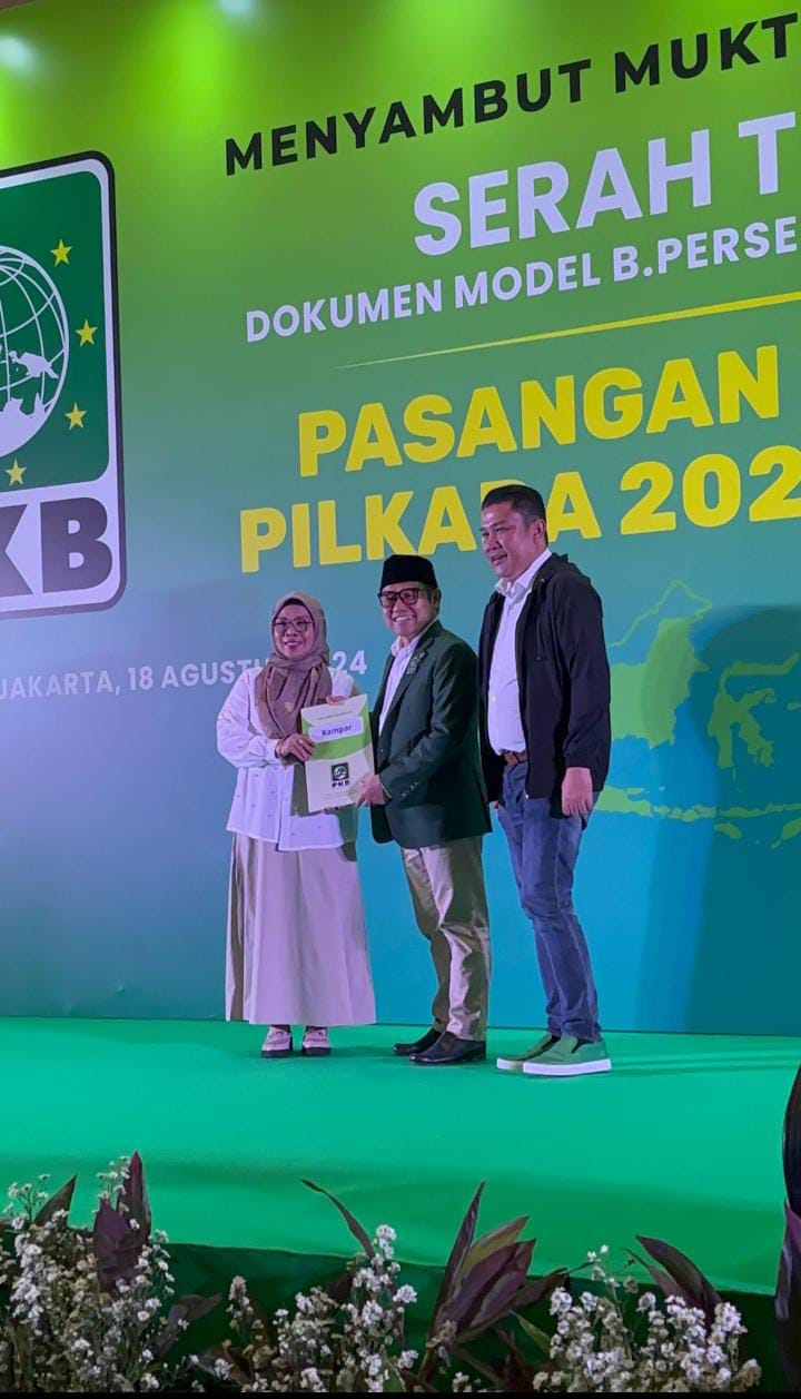 Misharti Langsung Terima SK B1 KWK dari DPP PKB Untuk Pilkada Kampar
