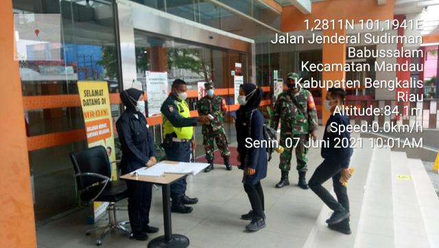 TNI Koramil 04/Mandau Harapkan Kerjasama Yang Baik DalamTerapkan Prokes 3 M Covid-19