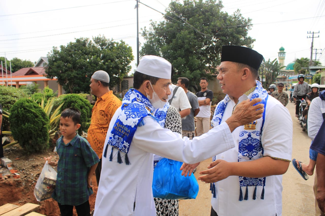 Bupati Lepas 51 Jemaah Umroh