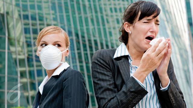 Ratusan Warga terkena ISPA dan ILI, Diskes Bengkalis Bagikan 8.000 Masker di Pulau Rupat