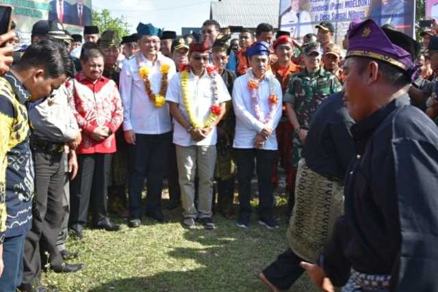Gubernur Riau Dampingi Moeldoko  Kunjungan Kerja Ke Desa Sungai Nibung