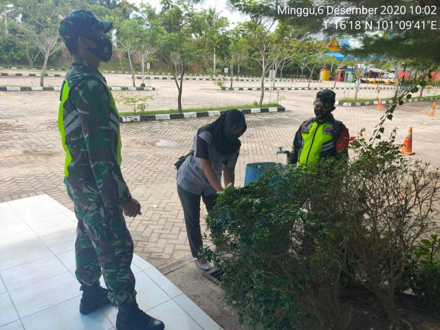 Cegah C-19, TNI Himbau Tetap Waspada dan Jaga Kesehatan Saat Berkumpul di Keramaian