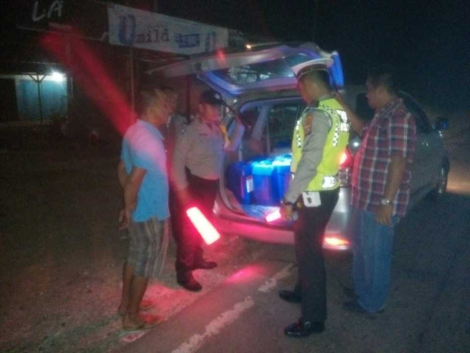 Personil satuan lalulintas melaksanakan Giat Razia malam Minggu