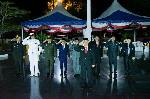 HUT Kemerdekaan ke-80, Wabup Bagus Pimpin Apel Kehormatan Renungan Suci