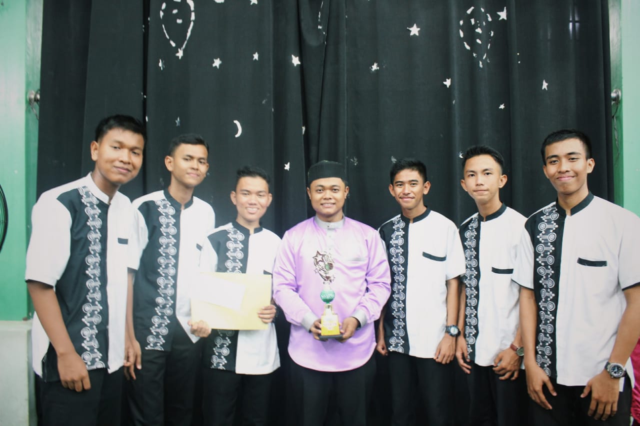 Group Nasyid SMKN 2 Dumai Menangi Lomba Nasyid di Duri