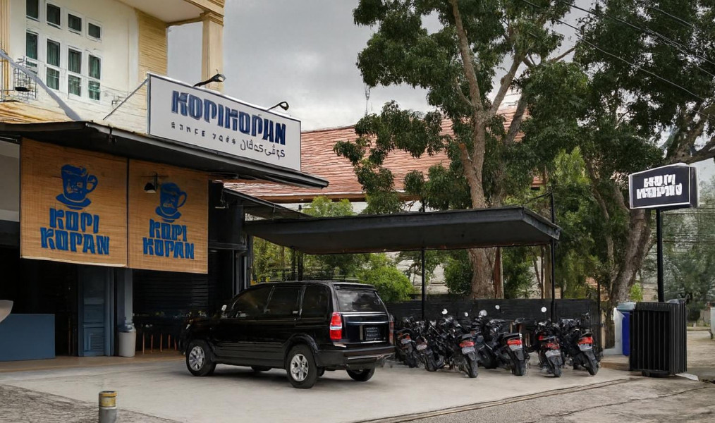 Kopikopan : Menyeruput Kopi, Menyelami Rasa Makanan Pesisir