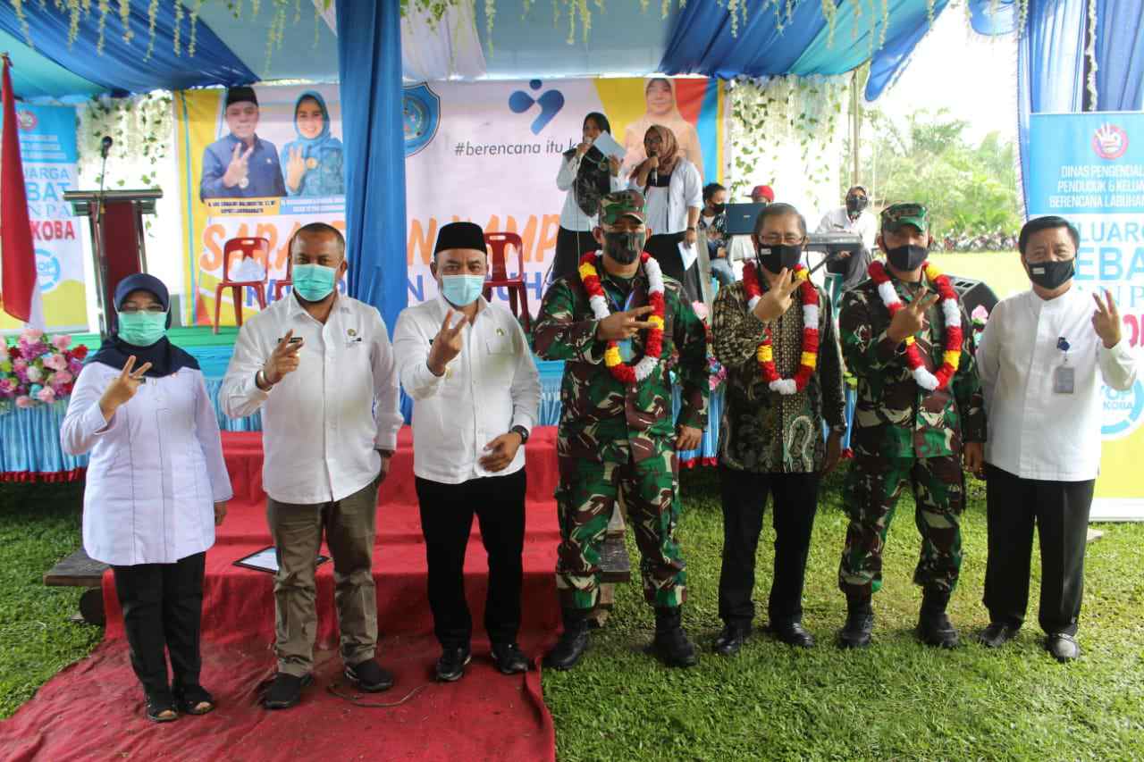 Bupati Labuhanbatu : Kampung KB Meningkatkan Kesejahteraan Masyarakat Dari Desa