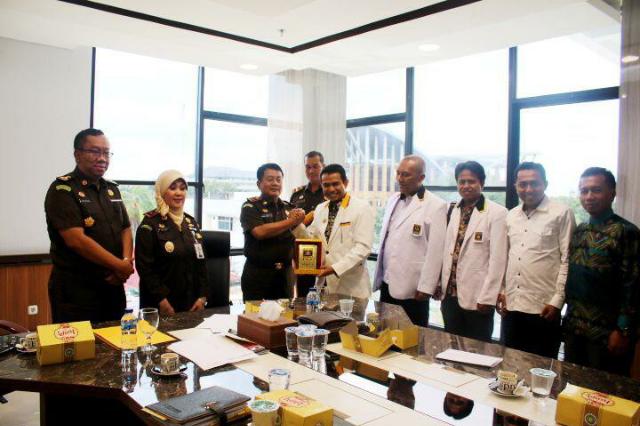 Dikunjungi PKS, Kepala Kejati Riau: Saya Punya Keyakinan, Potensi PKS Kedepan Sangat Bagus di Riau