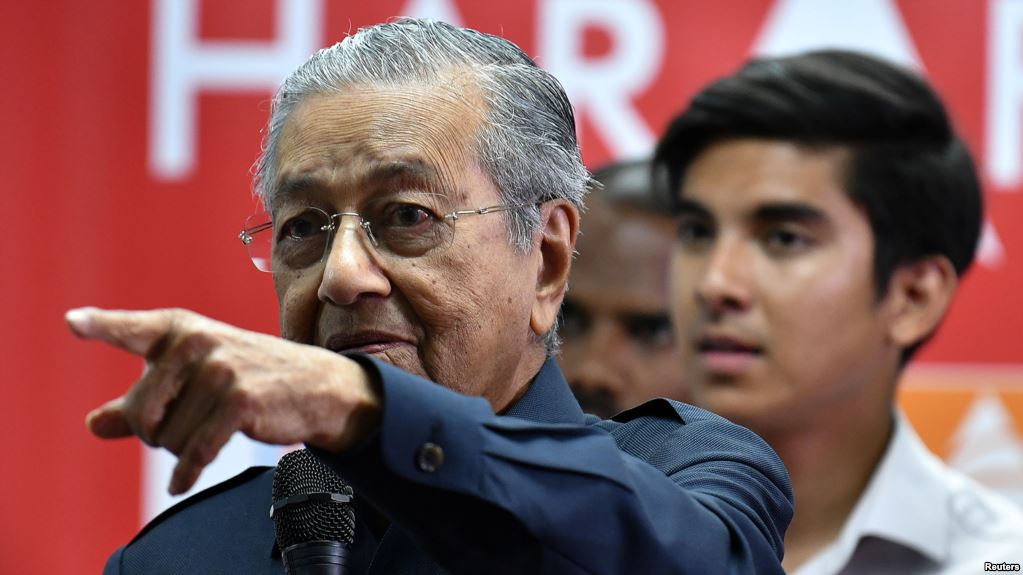 Mahathir Batalkan Proyek Kereta Api dengan Singapura