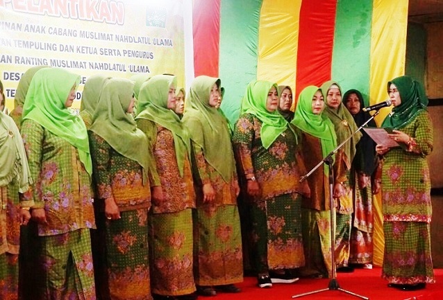 Zulaikha Wardan Lantik PAC Dan Ranting Muslimat NU Tempuling