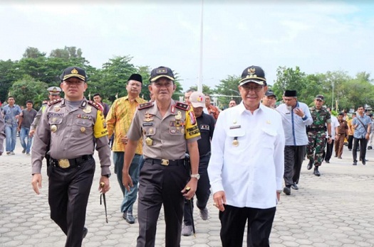 Bupati Dampingi Kapolda Riau dan Danrem 031/Wirabima Tinjau TPS