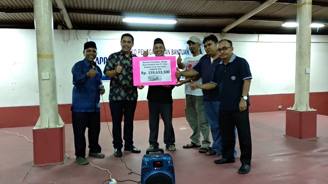 Warga Riau Kompleks RAPP Langsung Salurkan Bantuan ke Lombok