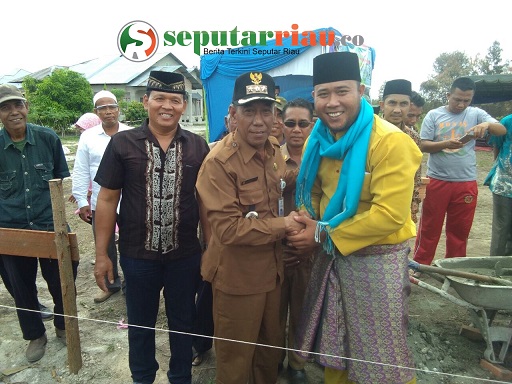 Camat Bathin Solapan Hadiri Peletakan Batu Pertama Masjid AL Mujahidin