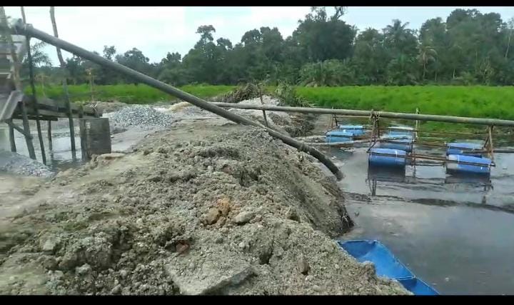 Diduga Tidak Berizin, Mesin Sedot Sirtu Aktif di Kampar Tetap Jalan
