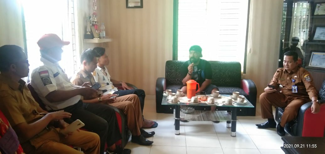 Camat Teluk Meranti Dampingi Tim Peppy The Explorer dan Tim Kementrian Pariwisata RI