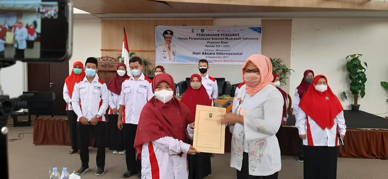 Pengukuhan PD FPSMI Provinsi Riau Bertepatan dengan Sempena Memperingati Hari Aksara Internasional