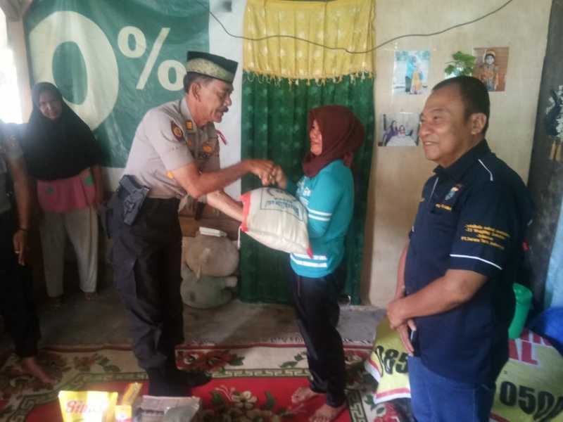 Kapolsek SKP, AKP Juli Afdal Kunjungi Warga Kurang Mampu