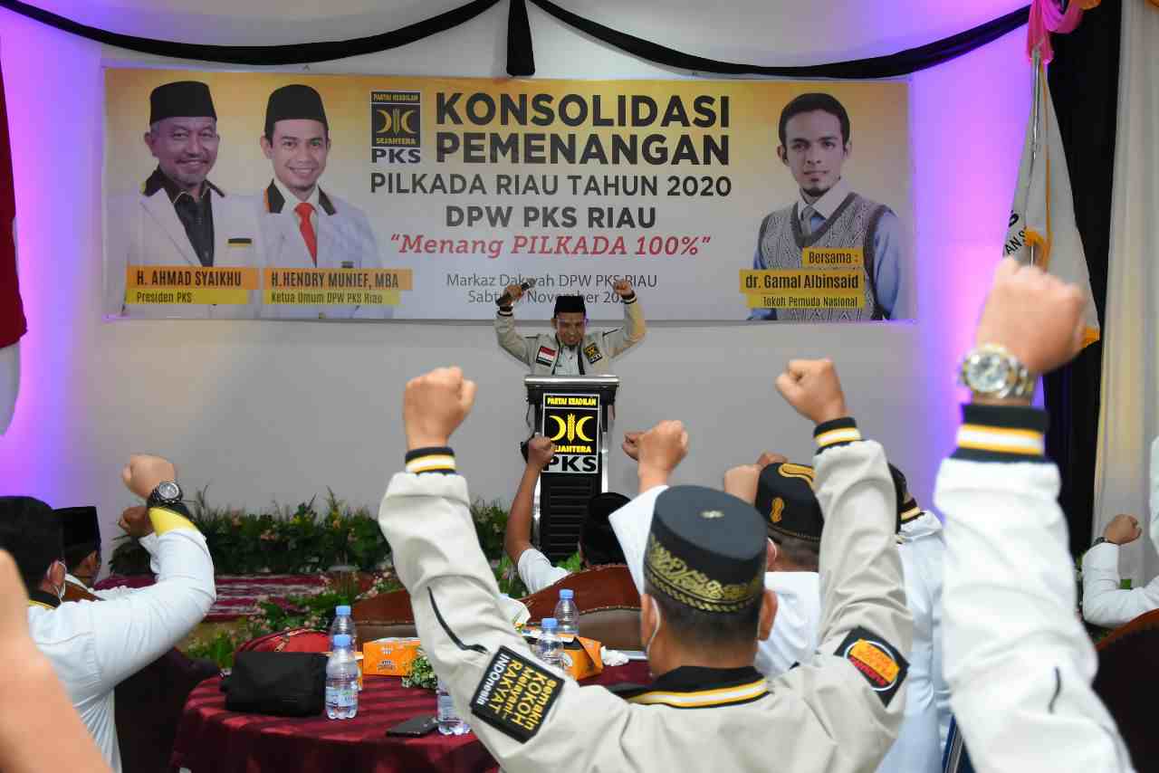 Kunjungi Riau, Presiden PKS Instruksikan Anggota DPR dan DPRD Turun Menangkan Calon di Pilkada