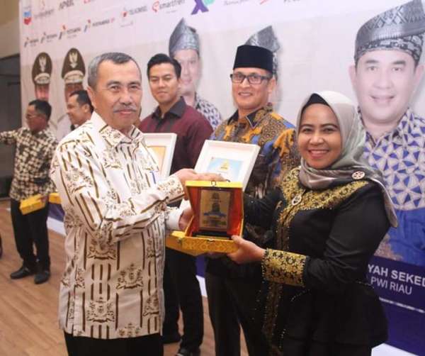 Ida Yuliati Raih Penghargaan SPS Award
