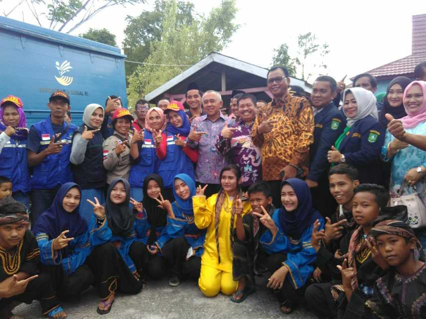 Gubri dan Bupati Bengkalis Ajak Karang Taruna Mandau Peduli lingkungan