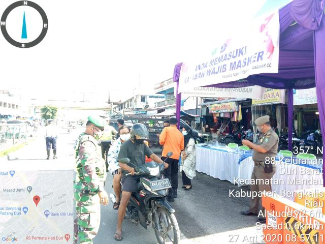 Penanganan Penyebaran C-19, Babinsa Koramil 04/Mandau Gelar Giat Pendisplinan Sesuai Protokol Keseha