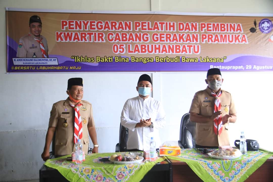 Bupati Labuhanbatu Membuka Penyegaran Pelatih dan Pembina Kwartir Cabang Gerakan Pramuka 05