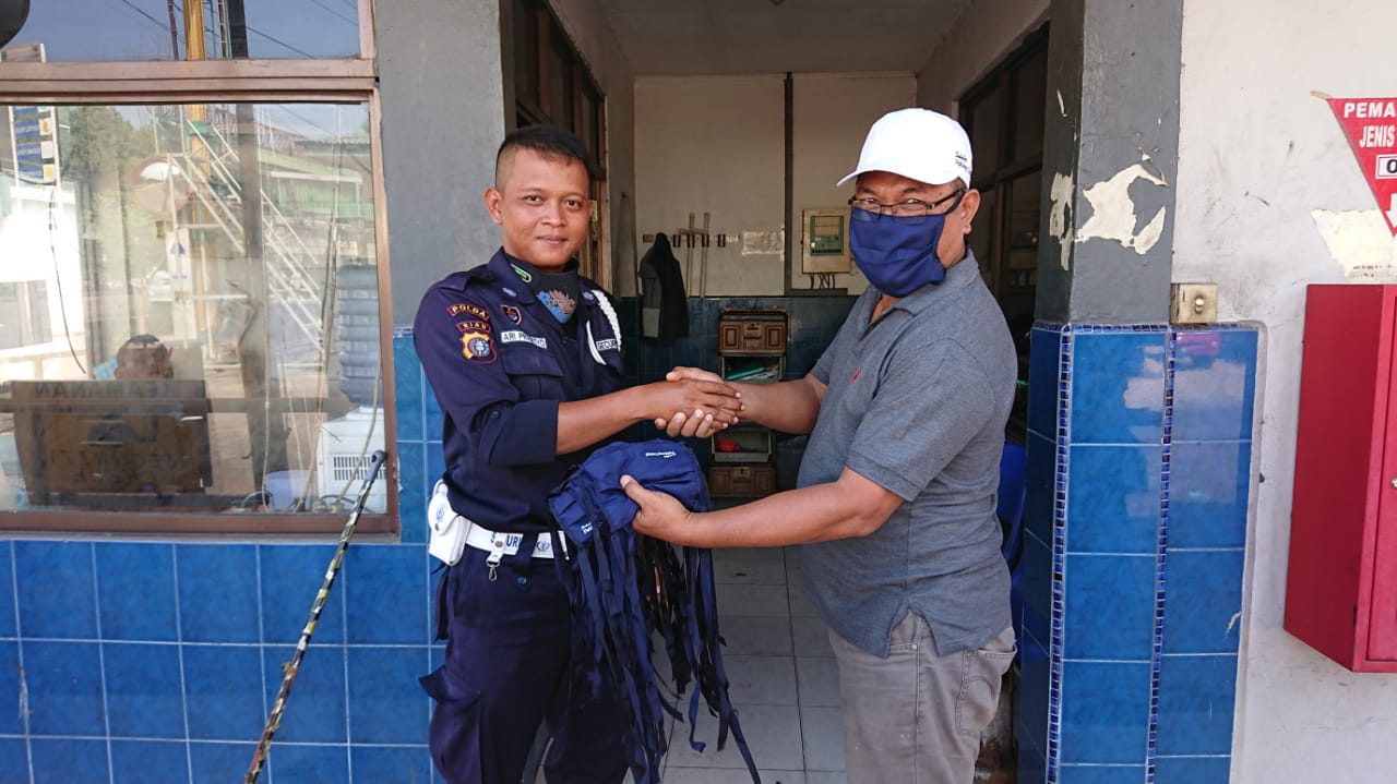 Pak Lung Gamal Bagi-bagi Masker Mulai Ahad 19 April 2020