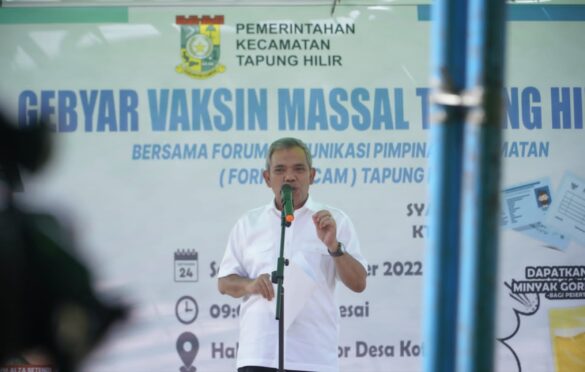 Pj. Bupati Kampar Tinjau Gebyar Vaksin di Kota Garo