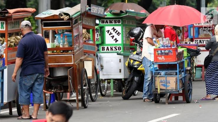 Walikota Pekanbaru Pinta Pedagang di Tampan Disiplin Ikuti Protokol Kesehatan dalam Masa PSBM