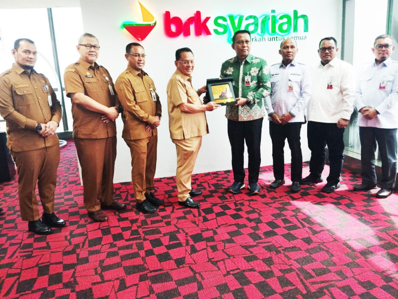 Bupati Rohil Teken MoU dengan BRK Syariah, Layanan Keuangan ASN Kini Berbasis Syariah