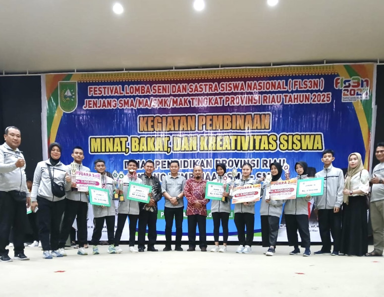 Kontingen SMK Dumai Sapu Bersih Medali di Ajang O2SN Tingkat Provinsi Riau 2025