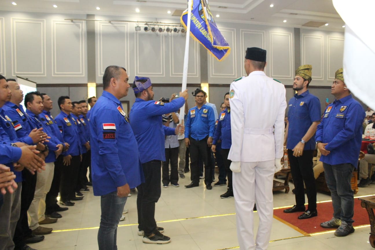 Sinergikan Pembangunan, Bupati Labuhanbatu hadiri Pelantikan DPD KNPI