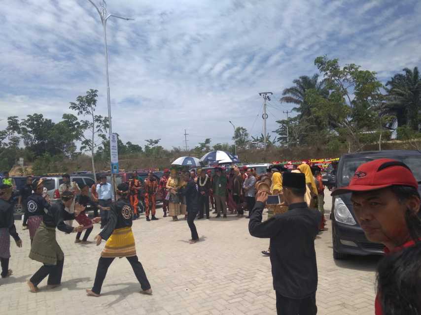 Wahana Waterpark Haratio Nica Resmi dibuka