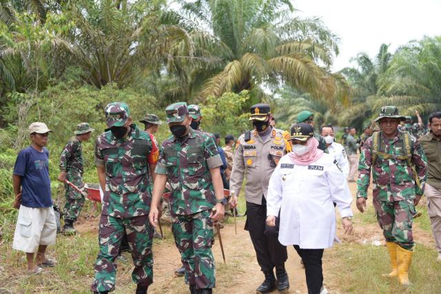 Pembukaan TMMD 113, Kasmarni : TMMD Kodim 03/Bengkalis Seirama Dengan Tekad Pemkab Bengkalis