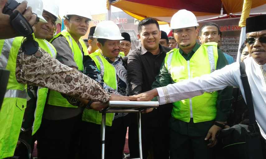 Bupati Bengkalis Hadiri Acara Pemancangan Tiang Pancang Pertama DIC