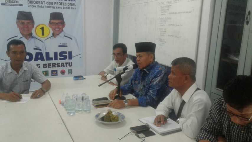 Emzalmi - Desri Tawarkan Konsep Padang Sebagai Kota Pusat Perdagangan Jasa, Pariwisata & Pendidikan