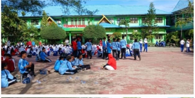 Semangat Kemerdekaan Warnai Perayaan HUT ke-80 RI di SMPN 2 Dumai