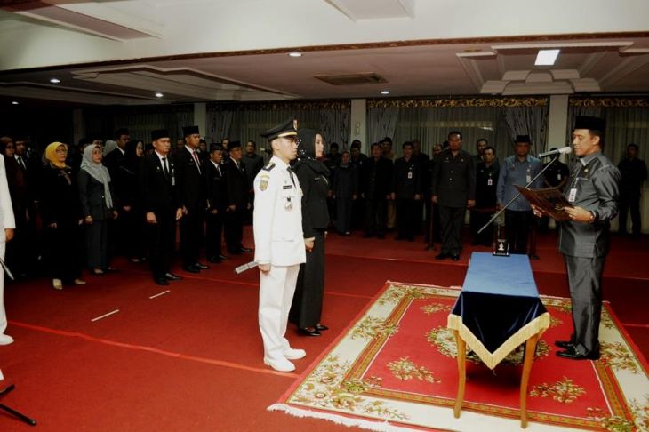131 Orang Pejabat Pemko Dilantik