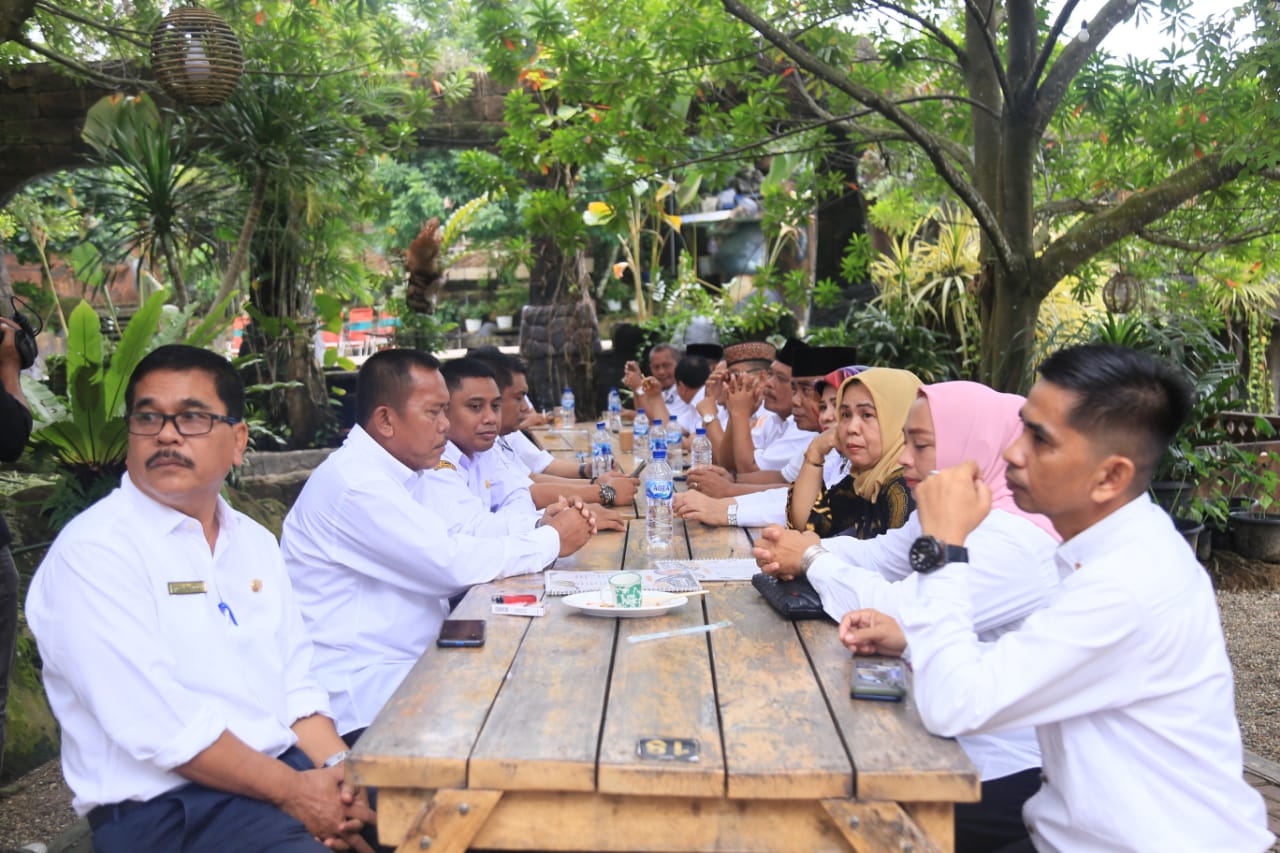 Bupati Labuhanbatu Silaturahmi dan Coffe Break Bersama Waketum HIPPMI