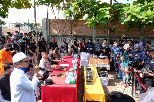 Kunjungi TKP Pengungkapan Sabu 24 KG, Kapolda Riau Ajak Warga Perangi Narkoba