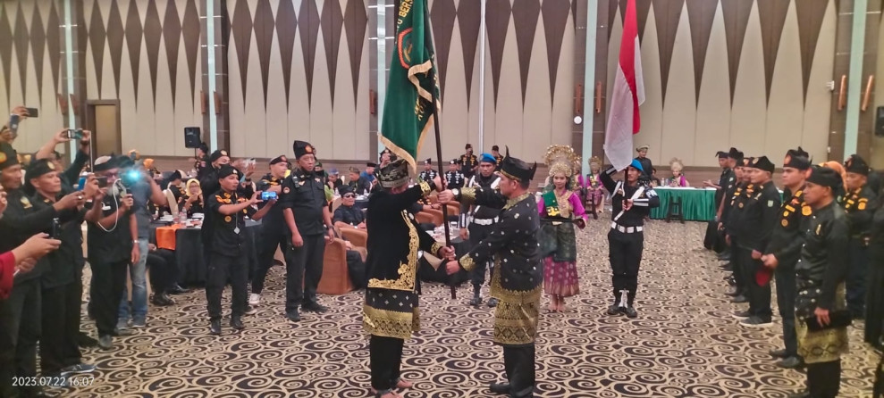 Muhamamd Uzer Resmi Nahkodai DPD LLMB Kota Pekanbaru