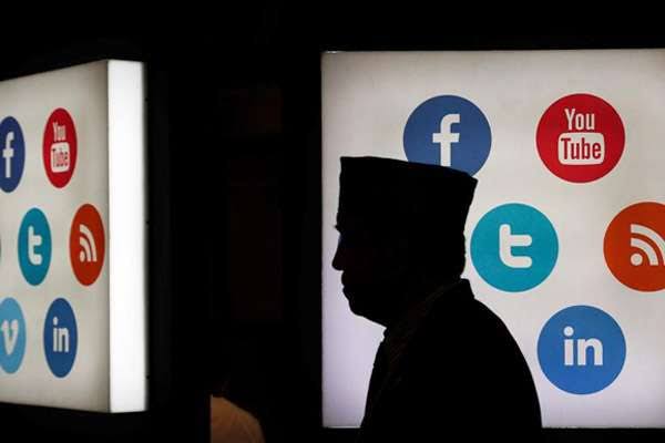 Waspada!  Sebar Data Pribadi Orang Lain di Medsos Bisa Diancam 6 Tahun Bui